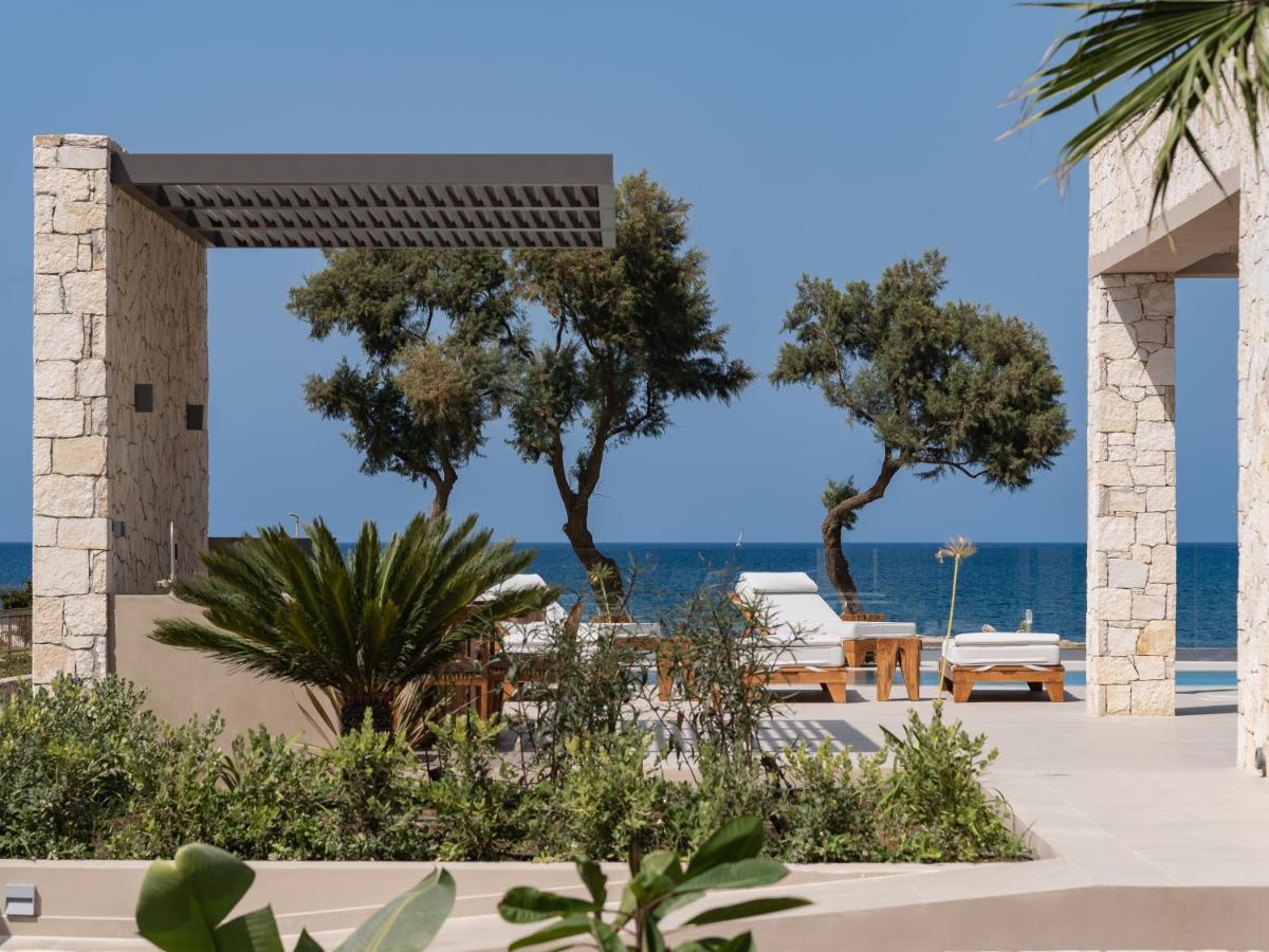 Artemis Seafront Villa, An Evanescence Sea Retreat, By Thinkvilla Tavronitis  Ngoại thất bức ảnh