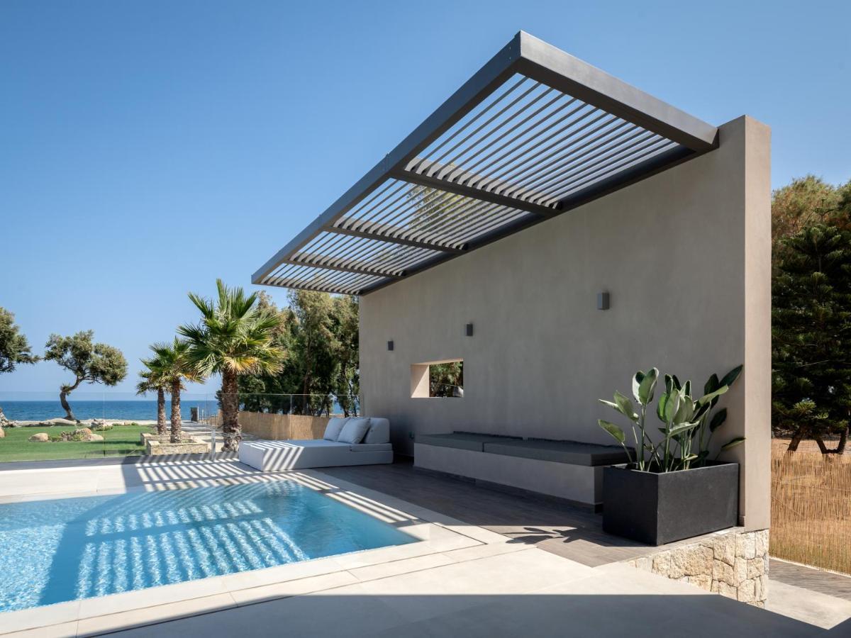 Artemis Seafront Villa, An Evanescence Sea Retreat, By Thinkvilla Tavronitis  Ngoại thất bức ảnh