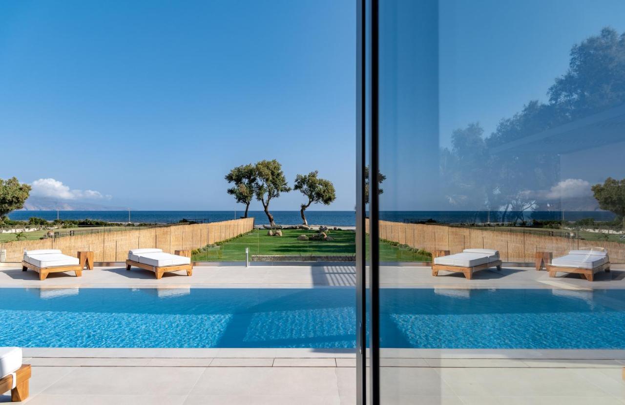 Artemis Seafront Villa, An Evanescence Sea Retreat, By Thinkvilla Tavronitis  Ngoại thất bức ảnh